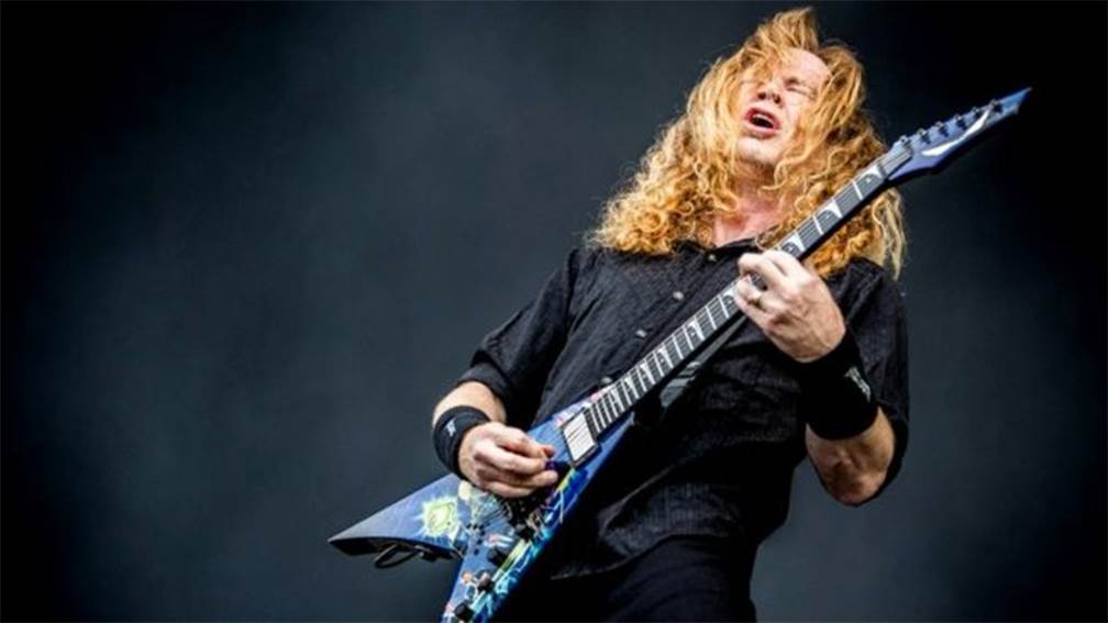 Dave Mustaine da fin a su tratamiento contra cáncer