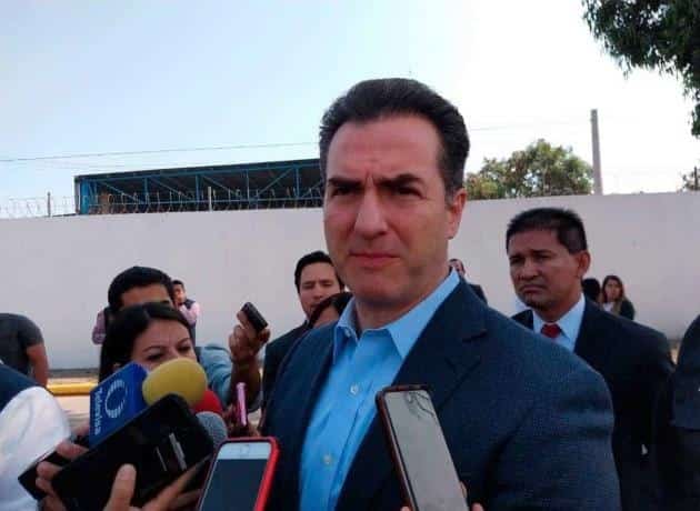 Adrián de la Garza descarta desbandada del PRI