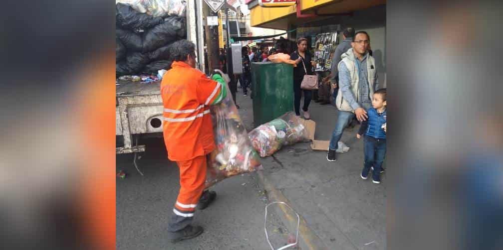 Recogen más de 160 toneladas de basura en el Centro regio tras 'Buen Fin' y desfile