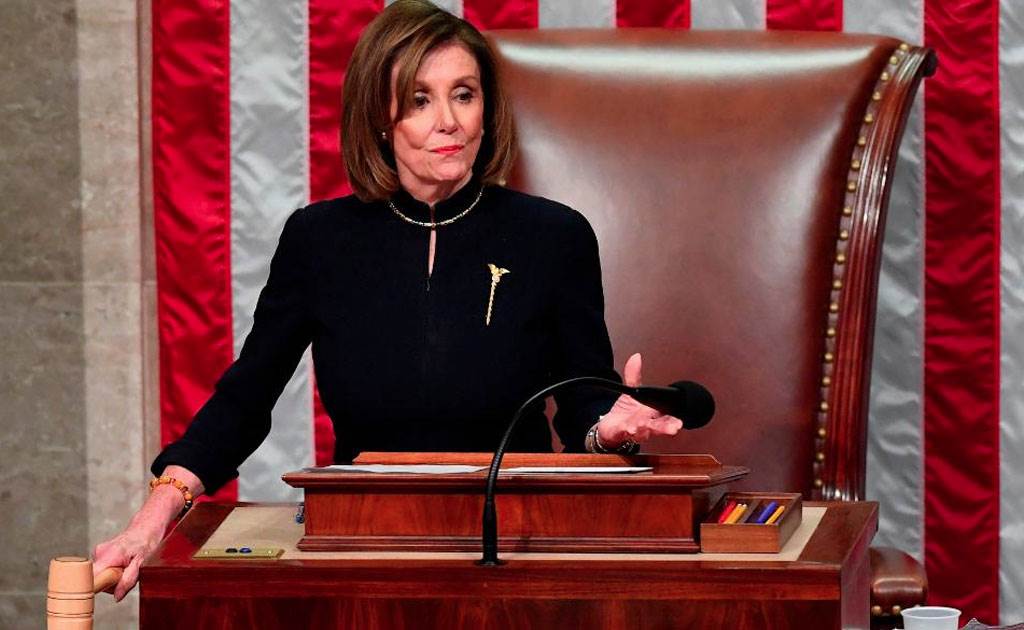 Pelosi amaga con retrasar el inicio del juicio político en contra de Trump