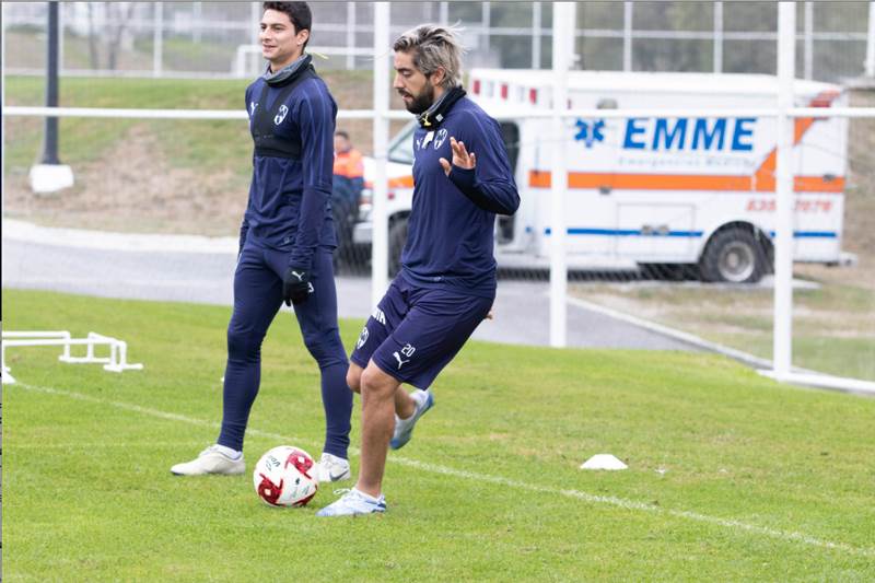 Rodolfo Pizarro tiene los 'días' contados en Rayados