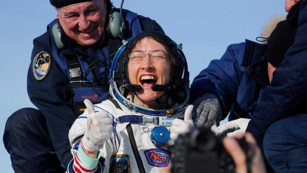 Regresa a Tierra la mujer con la misión más larga en el espacio