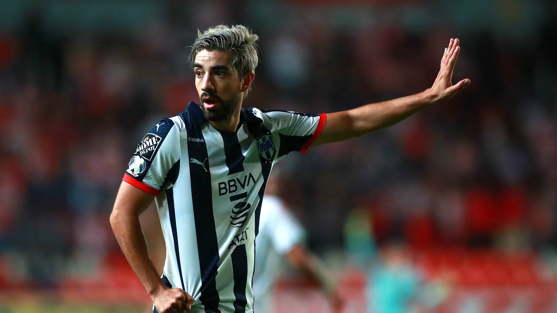 Rayados oficializa salida de Rodolfo Pizarro
