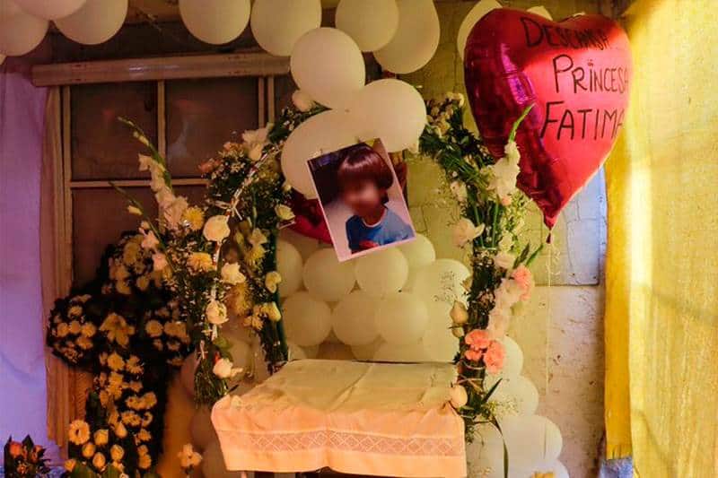 Velan restos de Fátima en su casa; el martes será el sepelio