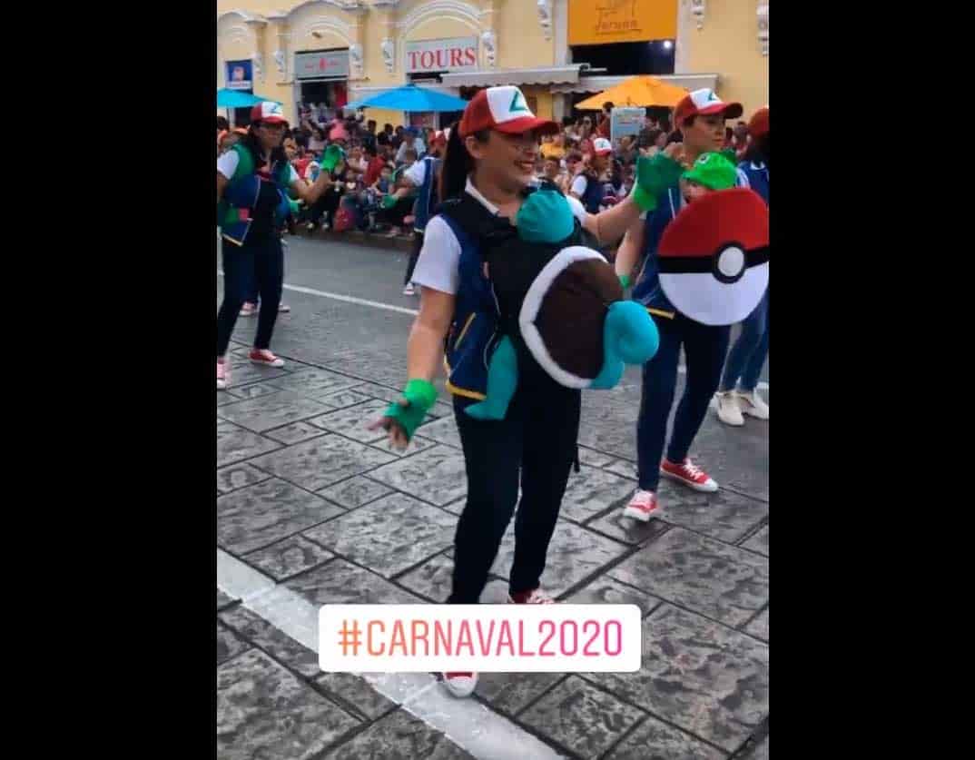 Desfilan madres 'Pokemón' en el Carnaval de Yucatán