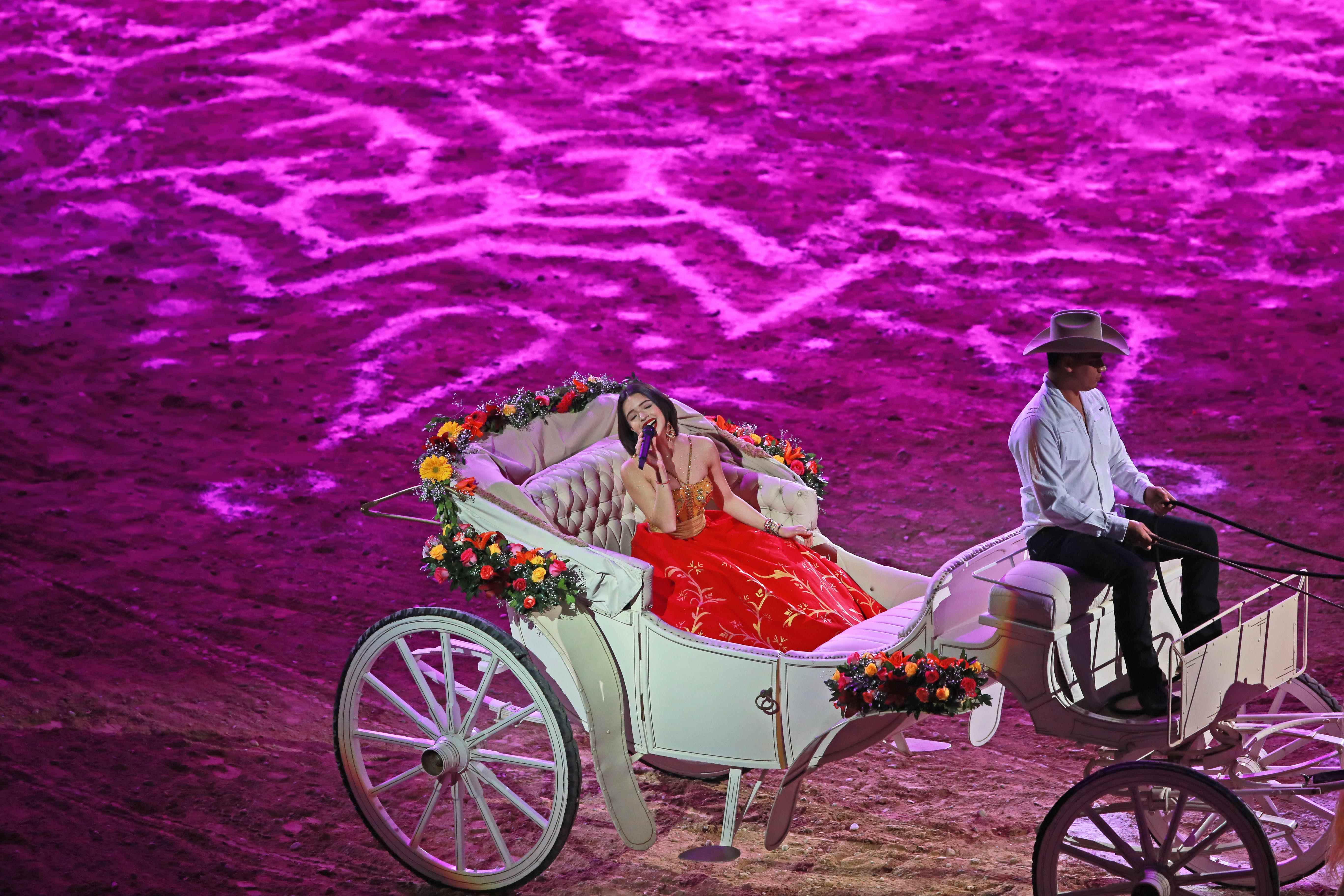 Triunfan como familia con Jaripeo Sin Frontera en la Arena Monterrey
