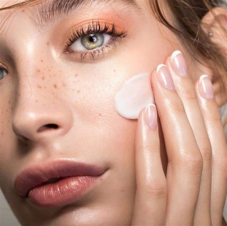 Rutina de belleza con productos naturales durante el confinamiento