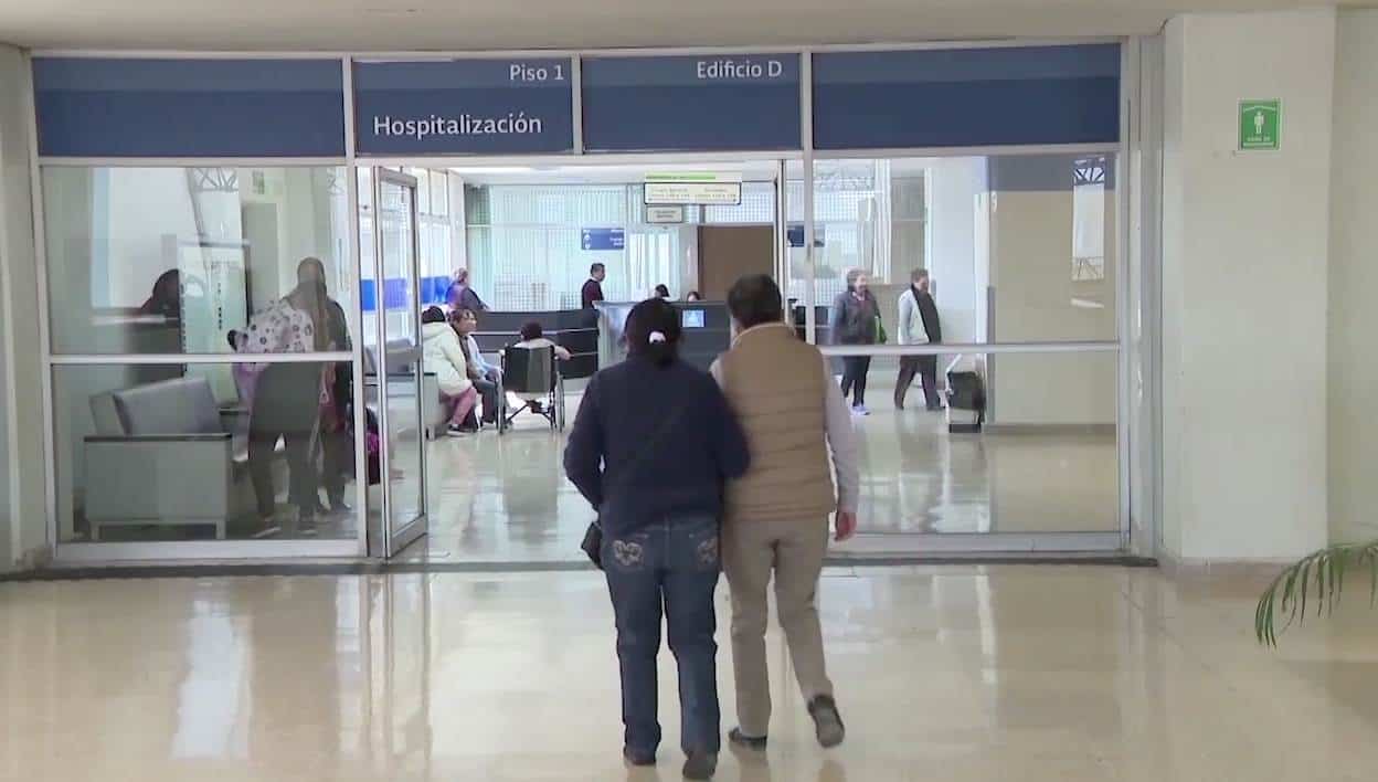 Difiere Secretario de Salud con modelo matemático que augura curva a la baja