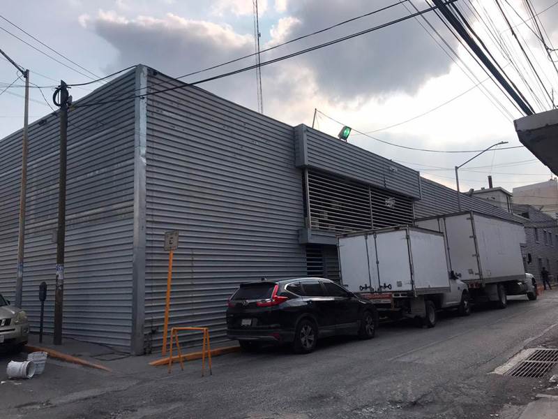 Indagan robo en boutique de Monterrey; se llevan 5 millones de pesos