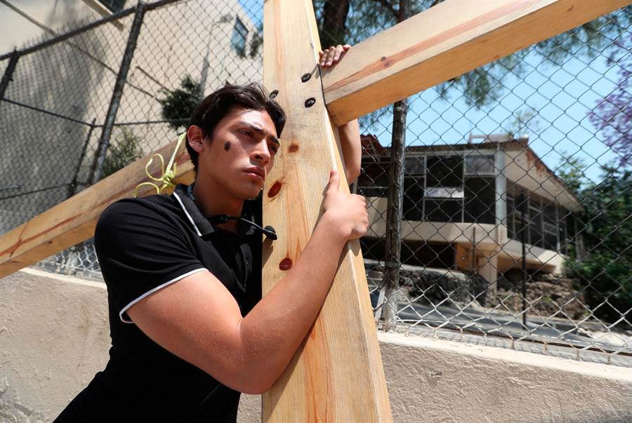 El Cristo del Viacrucis de Iztapalapa se adapta a medidas por COVID-19