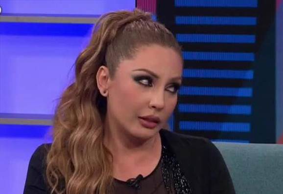 Paty Navidad preocupa a su familia; buscan internarla en un psiquiátrico