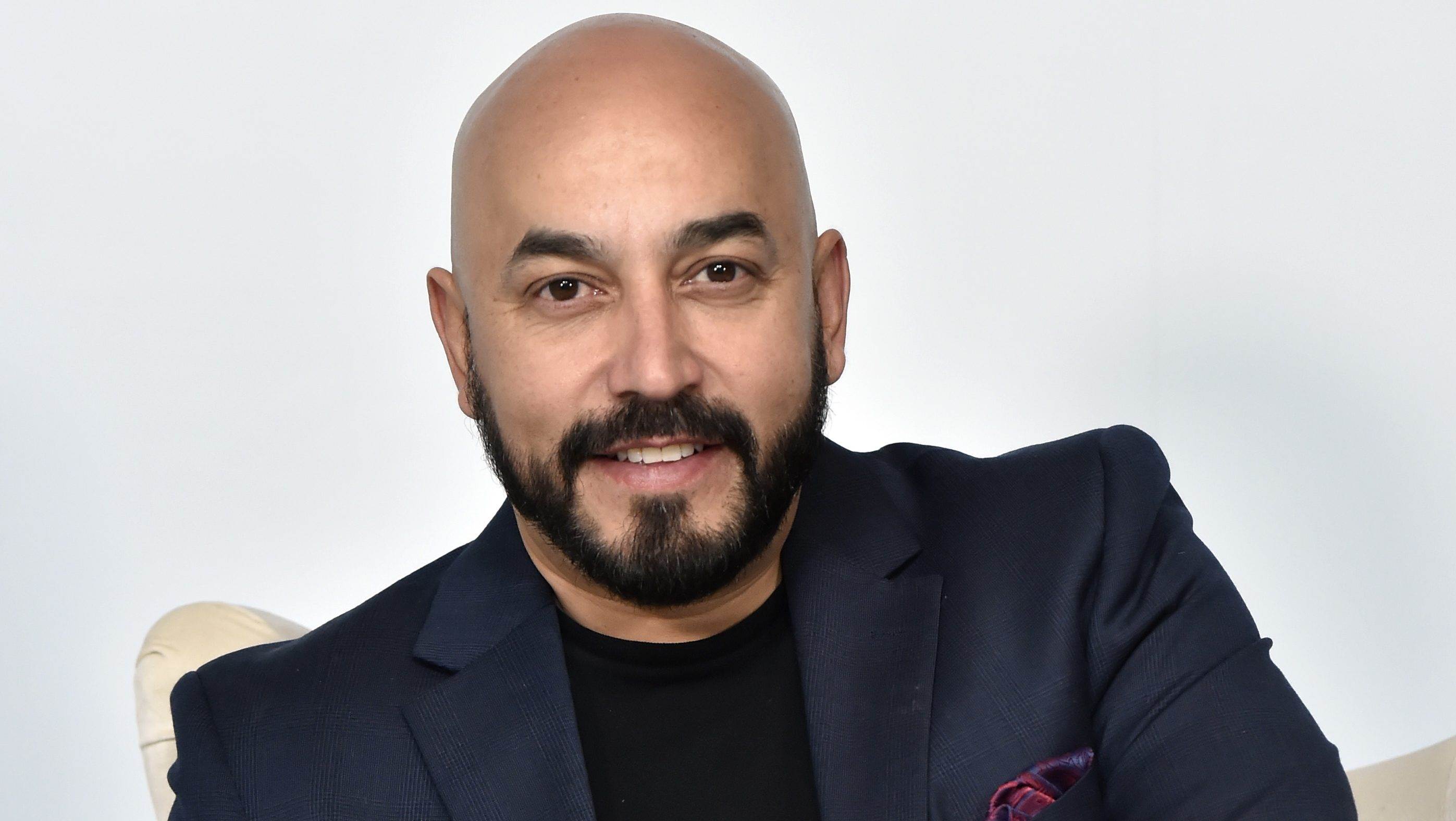 Lupillo Rivera pide a ciudadanos quedarse en casa en concierto virtual