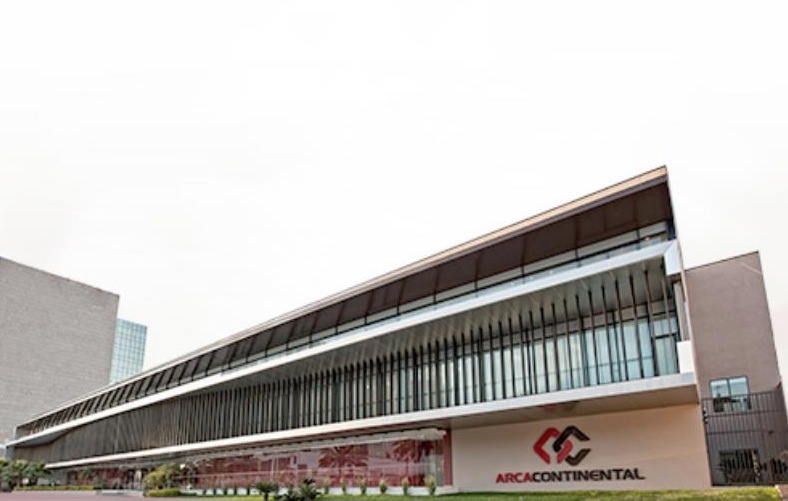 Reporta Arca Continental alza en ventas y flujo