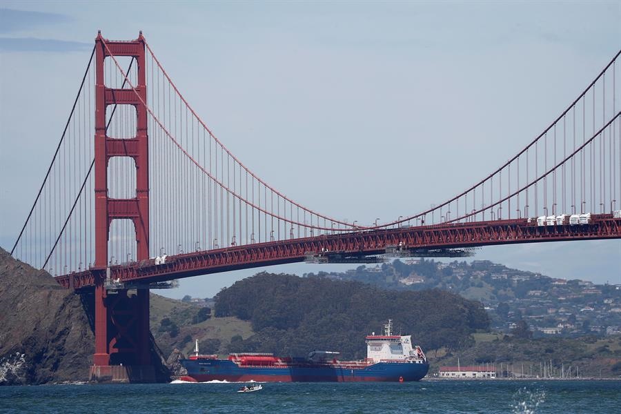 El petróleo de Texas abre con una subida del 4,85% por posibles recortes en Golfo Pérsico
