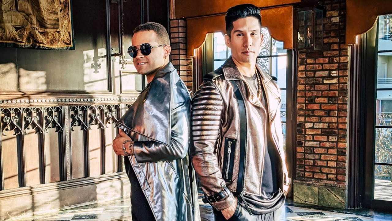 Chyno y Nacho lanzan ‘Raro’ en versión acústica