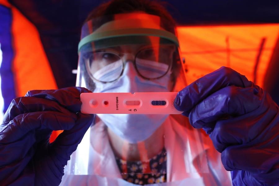 España entre los países de la OCDE con más test de coronavirus y México entre los que menos