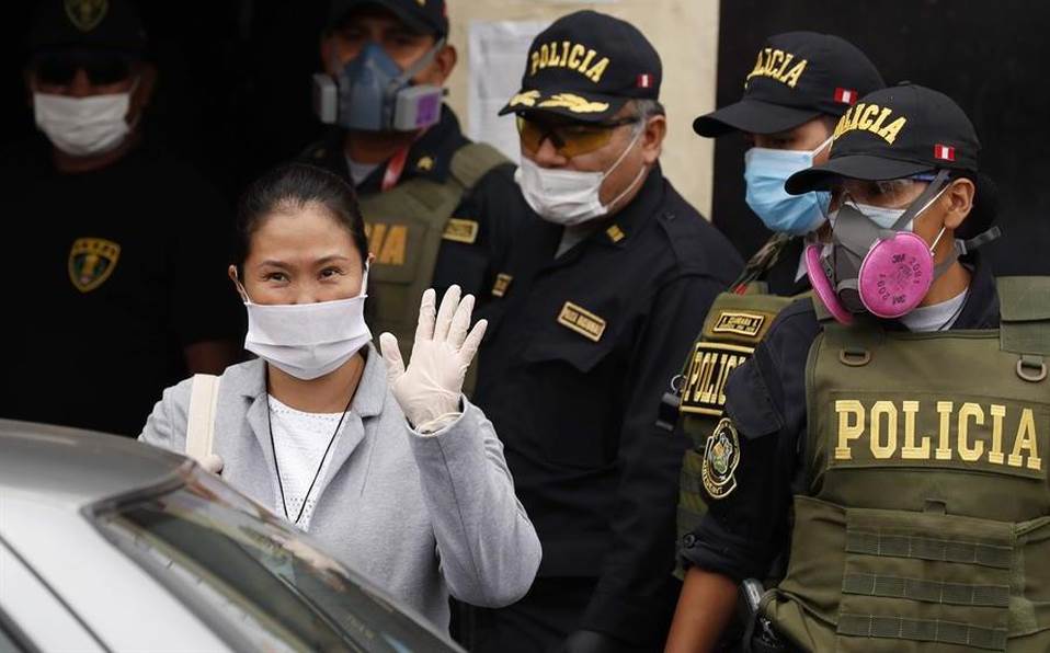Keiko Fujimori sale en libertad bajo fianza y se somete a prueba del Covid-19