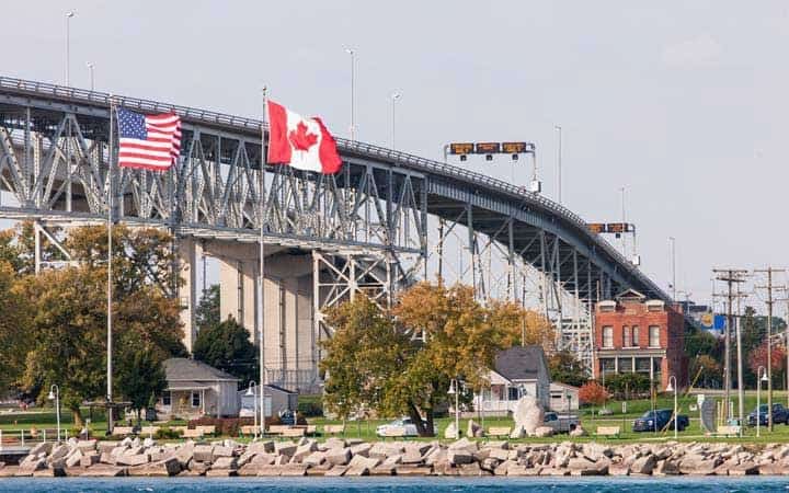 Canadá y EUA prorrogan cierre limitado de su frontera