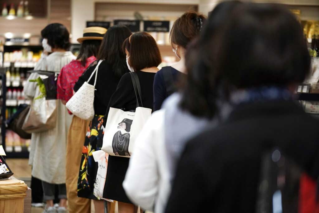 Japón levanta por completo el estado de emergencia