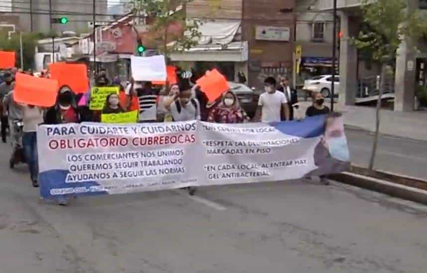 'Queremos trabajar' comerciantes de Monterrey exigen reactivación responsable