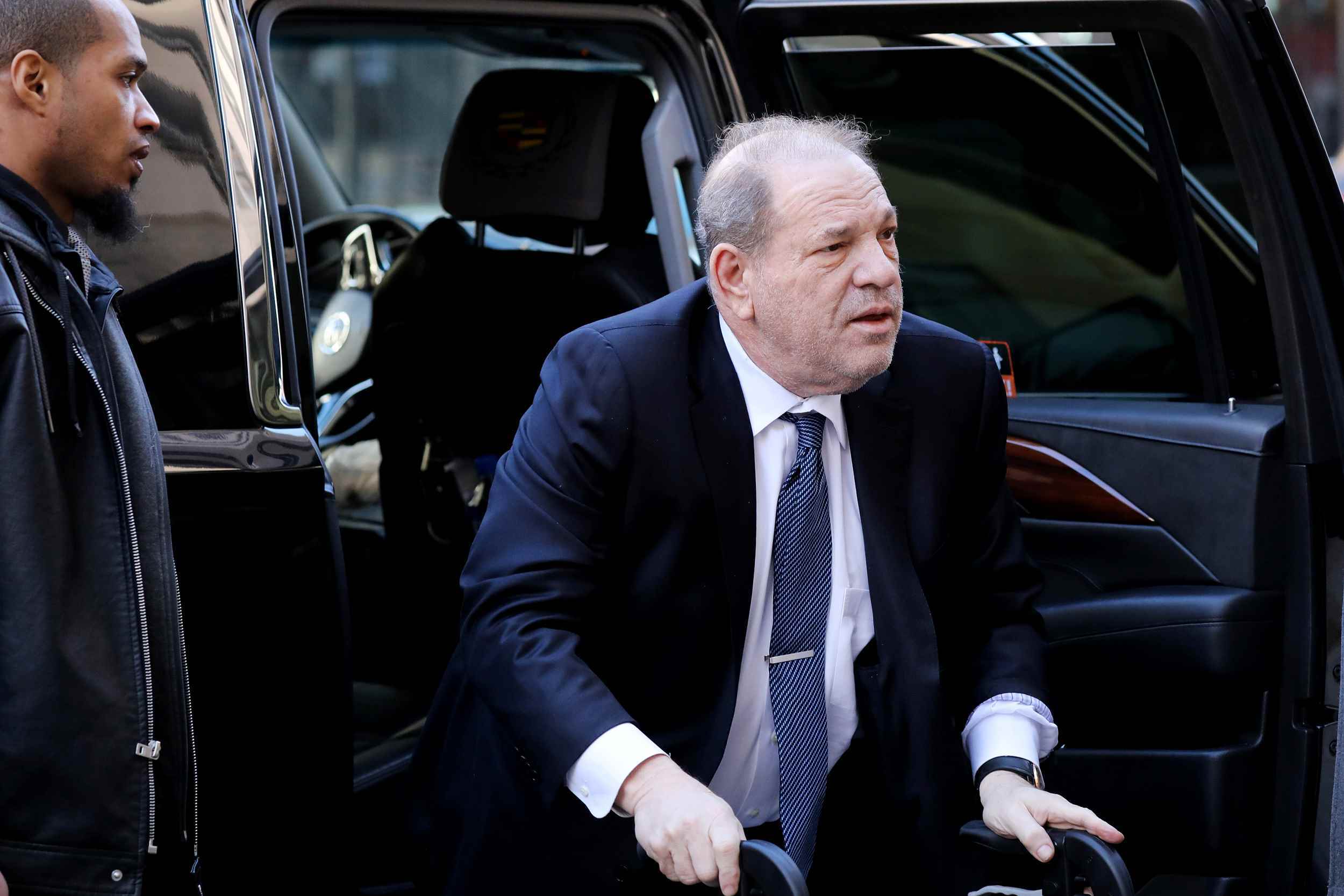 Acusan a Harvey Weinstein de nuevos delitos sexuales, uno a una menor de edad
