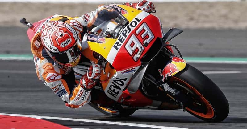 Piloto Marc Márquez sufre aparatoso accidente a 160 km/h y sobrevive