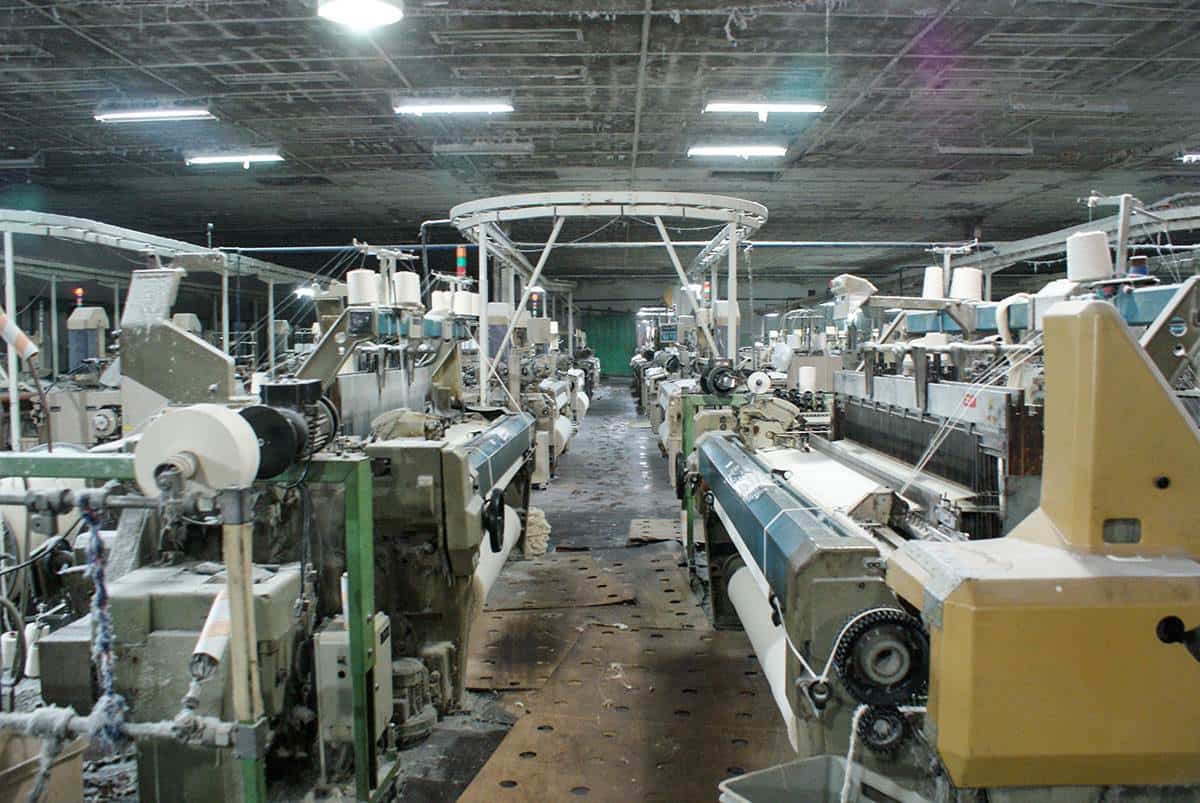Suman ya 6,500 cierres de empresas por paro