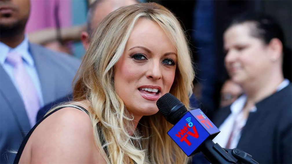 Donald Trump tendrá que pagar honorarios a abogados de Stormy Daniels