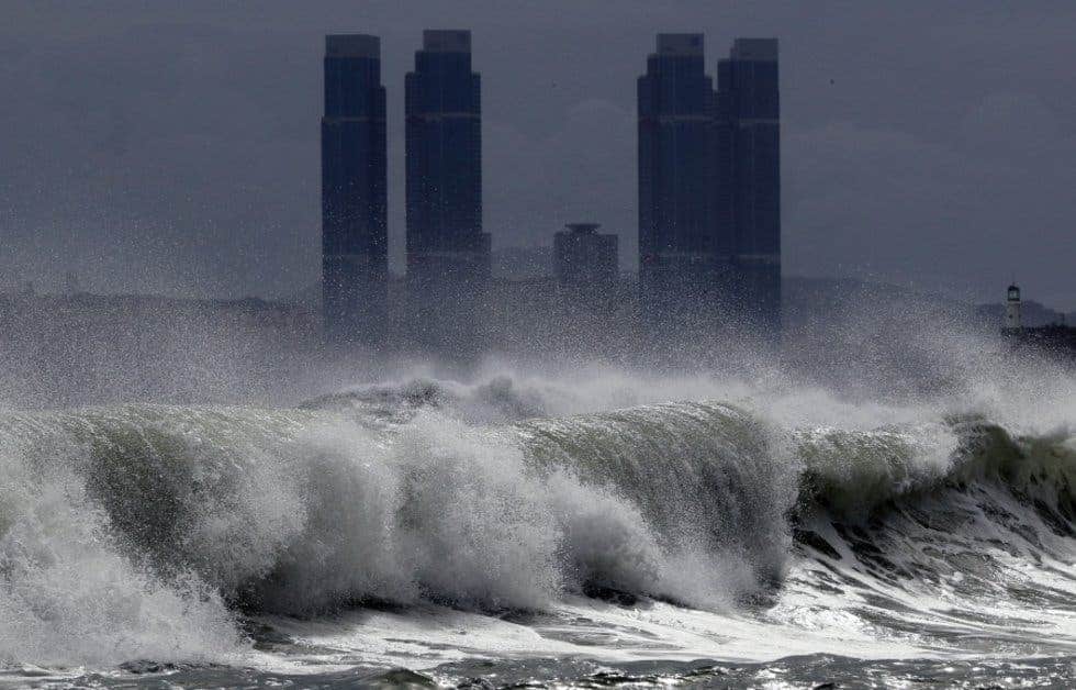 Tifón Bavi causa graves daños e inundaciones en Corea