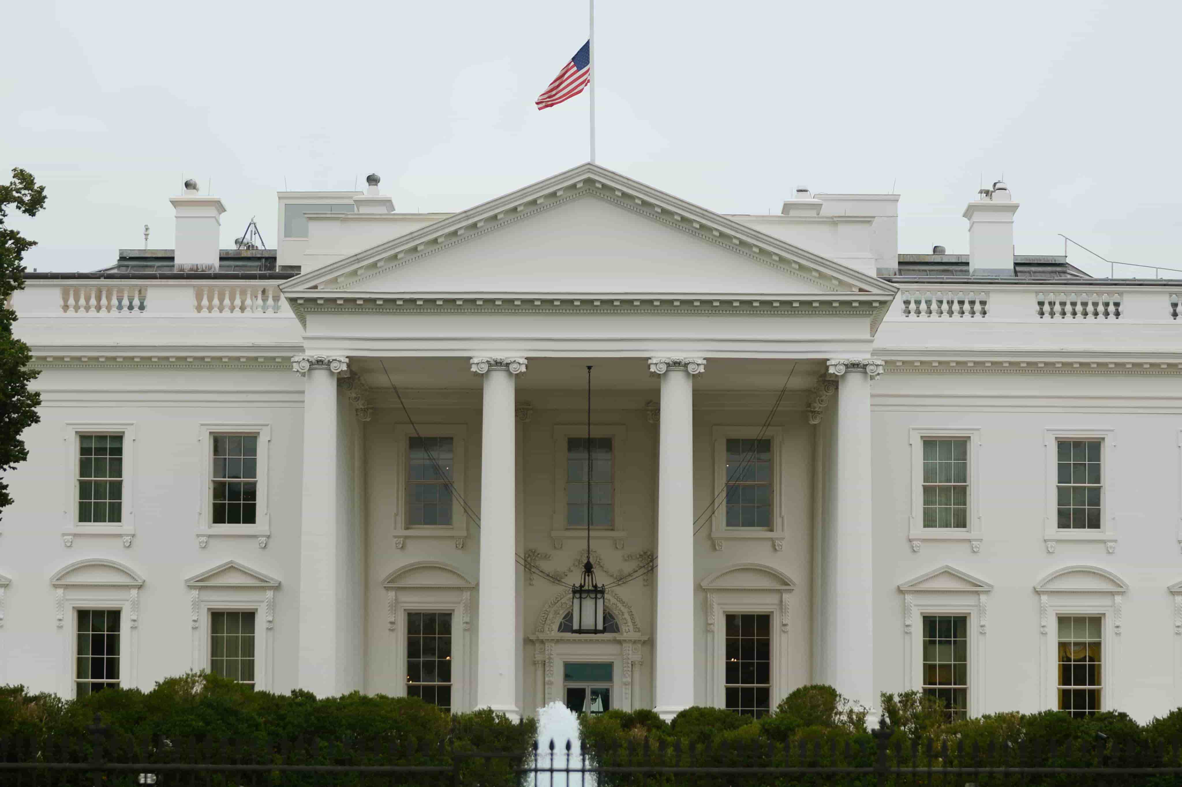 Envían paquete con ricina dirigido a Donald Trump a la Casa Blanca