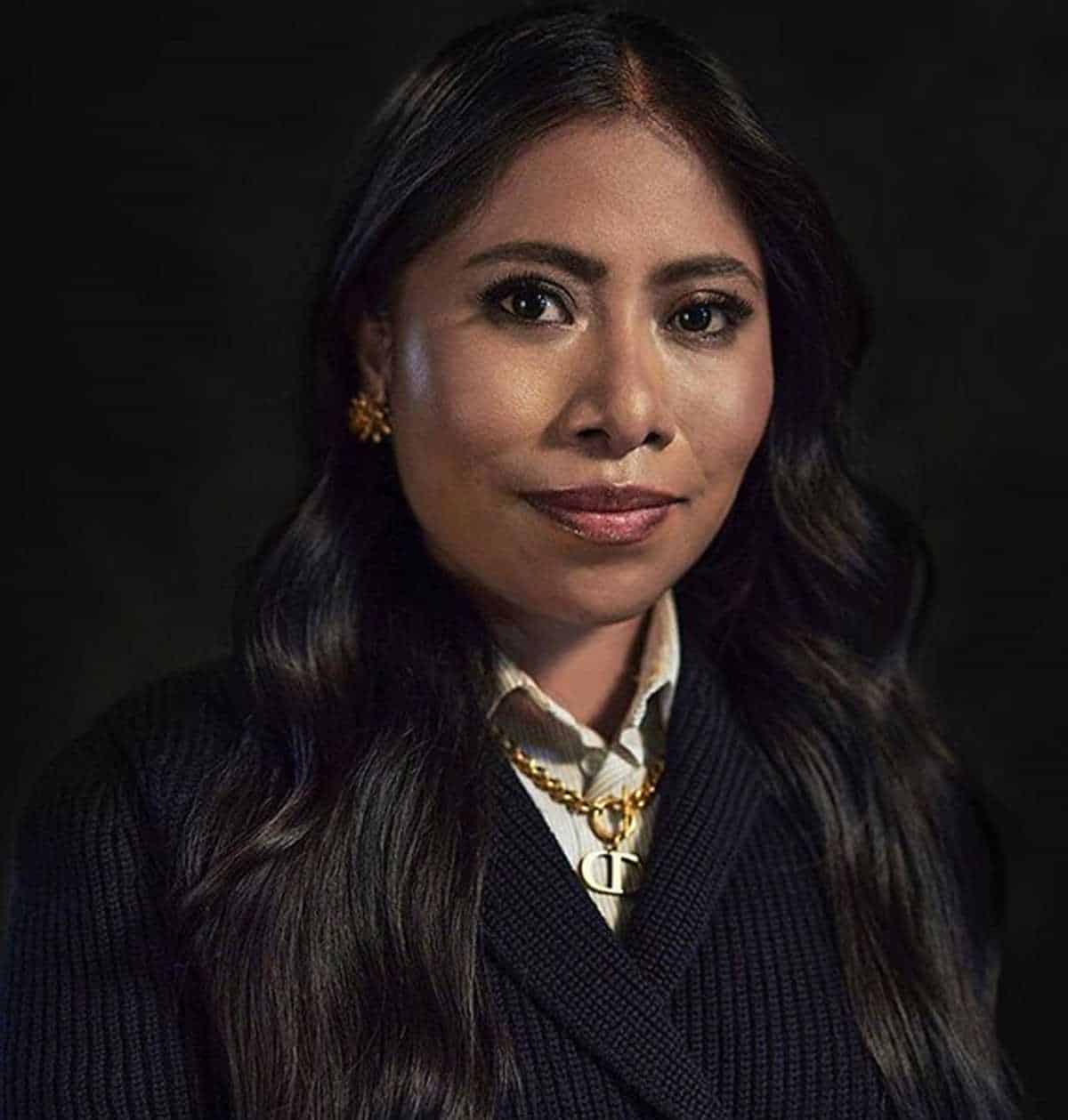 Yalitza Aparicio sigue triunfando... Se une a campaña de Dior junto a Charlize Theron