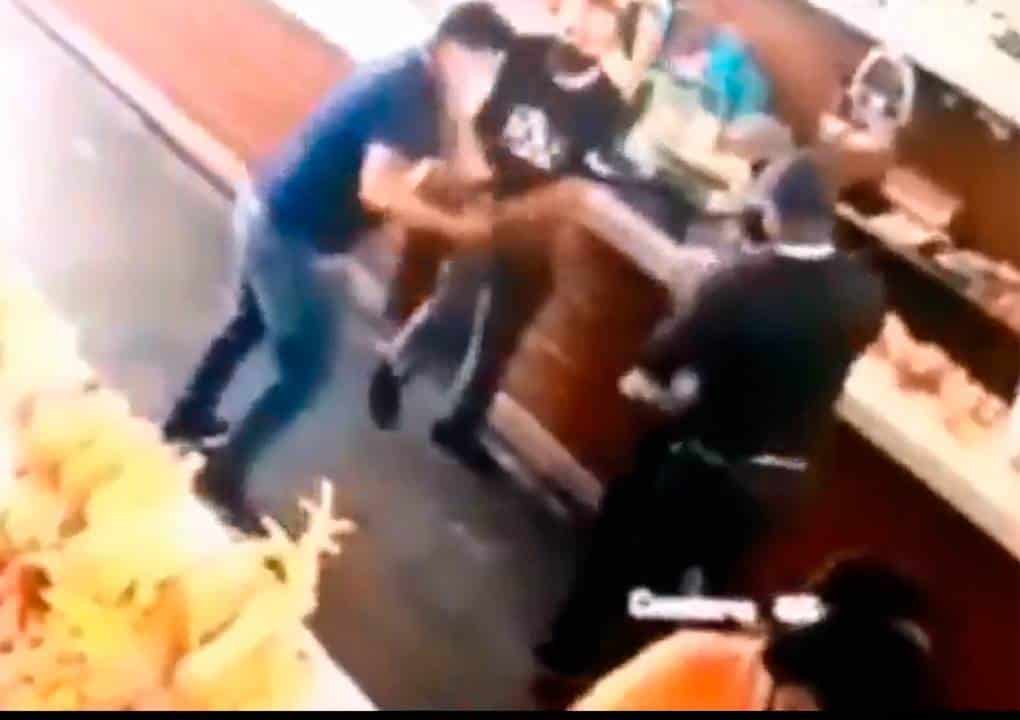 Asaltan con violencia a 'abuelitos' y les quitan 18 mil pesos