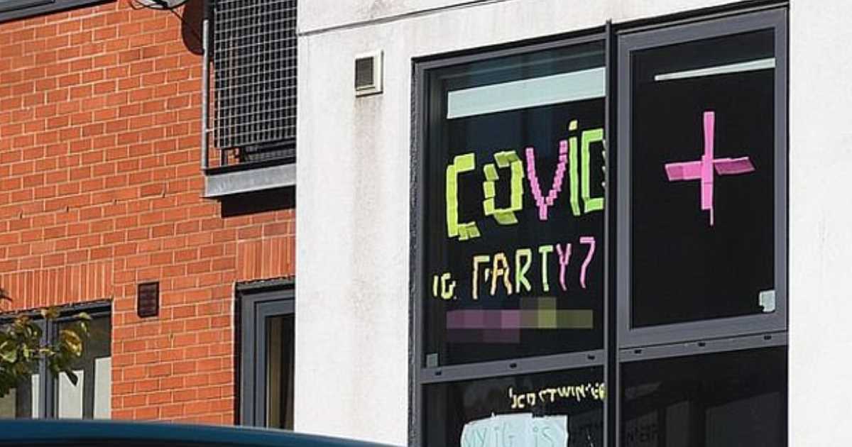 Tienen estudiantes fiestas donde solo aceptan a quien de positivo a COVID-19