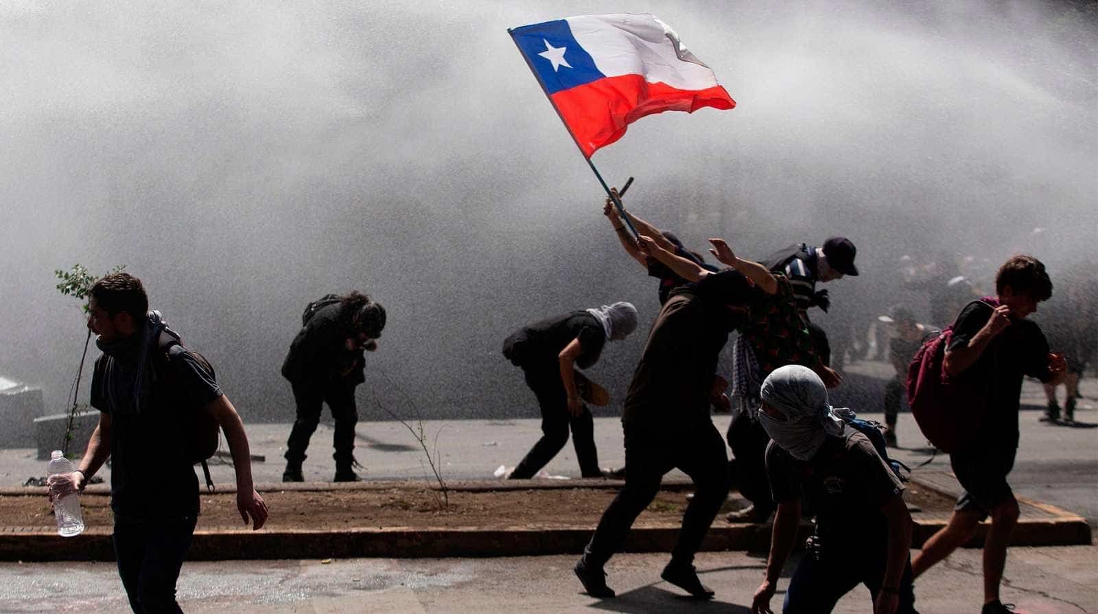 Nuevas protestas en Chile dejan varios heridos