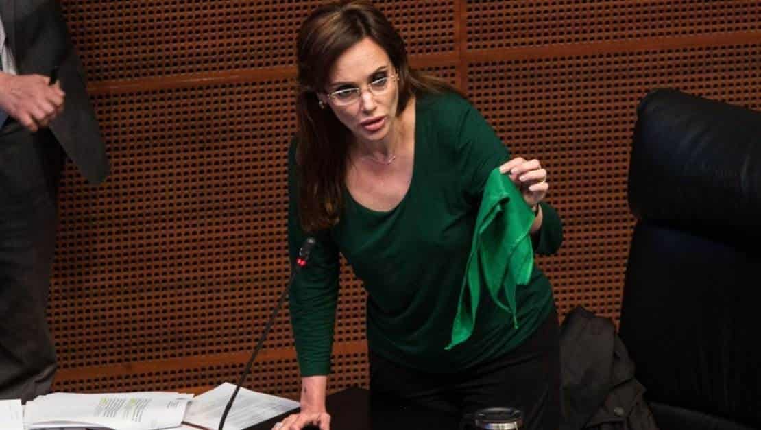 Adjudican a Lilly Tellez absurda frase sobre el coito y el socialismo