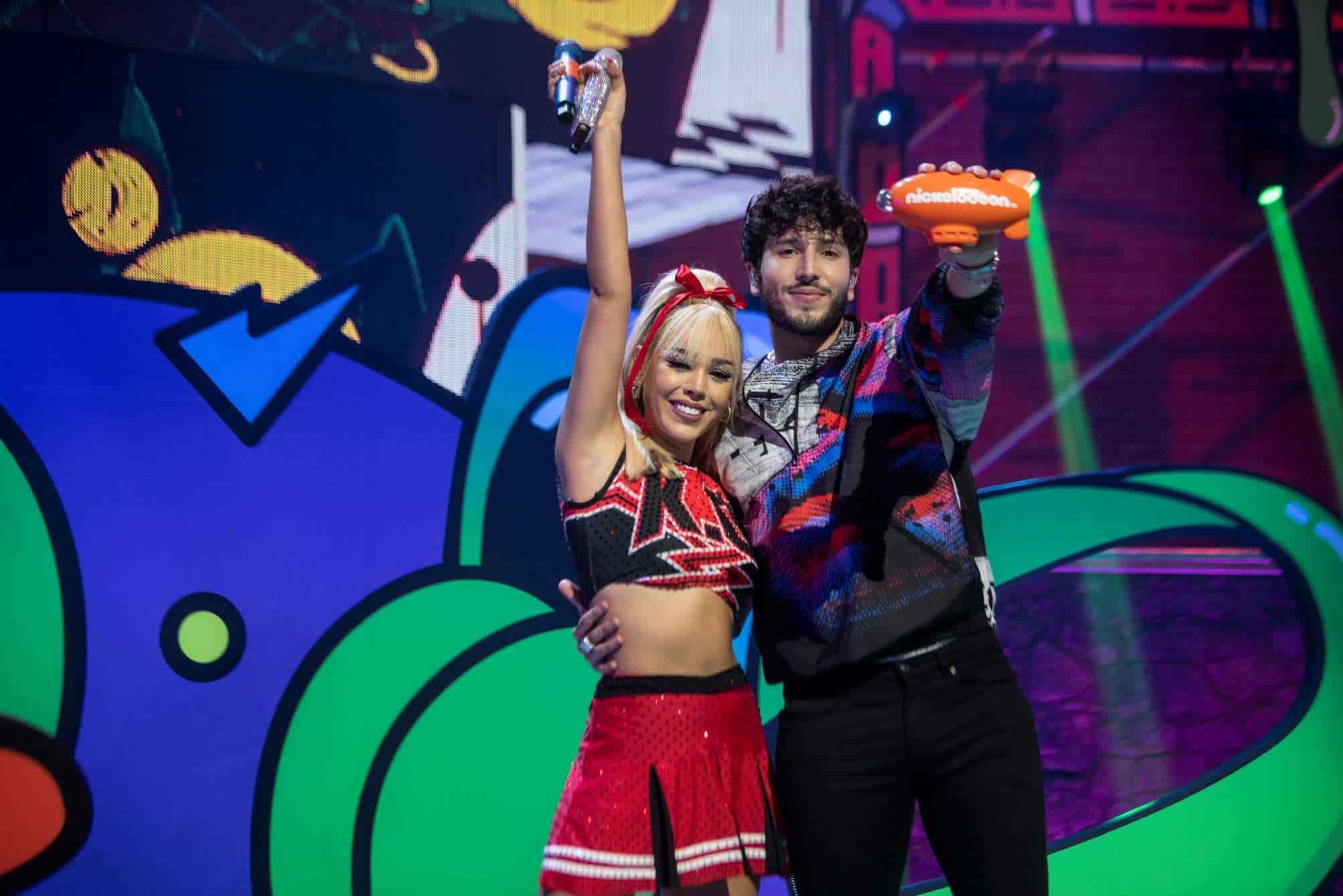 Danna Paola triunfa en los Kids Choice Awards de México