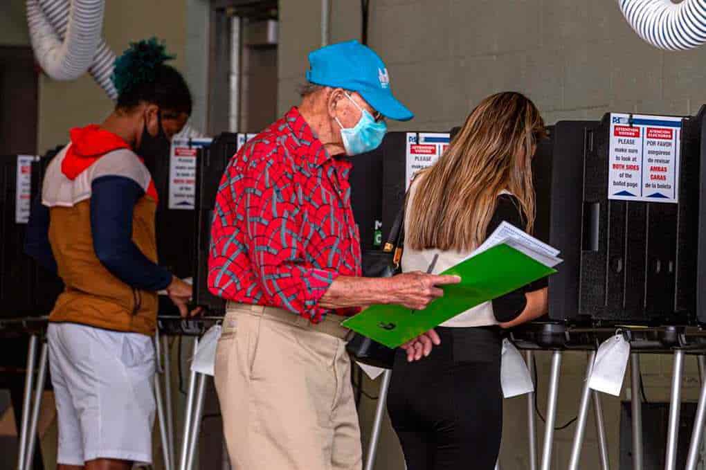 Elección EUA: Georgia hará 'voto por voto'; avalan recuento