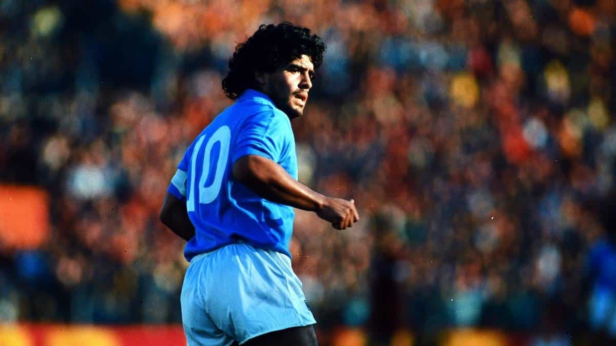 Difunden último video de Maradona