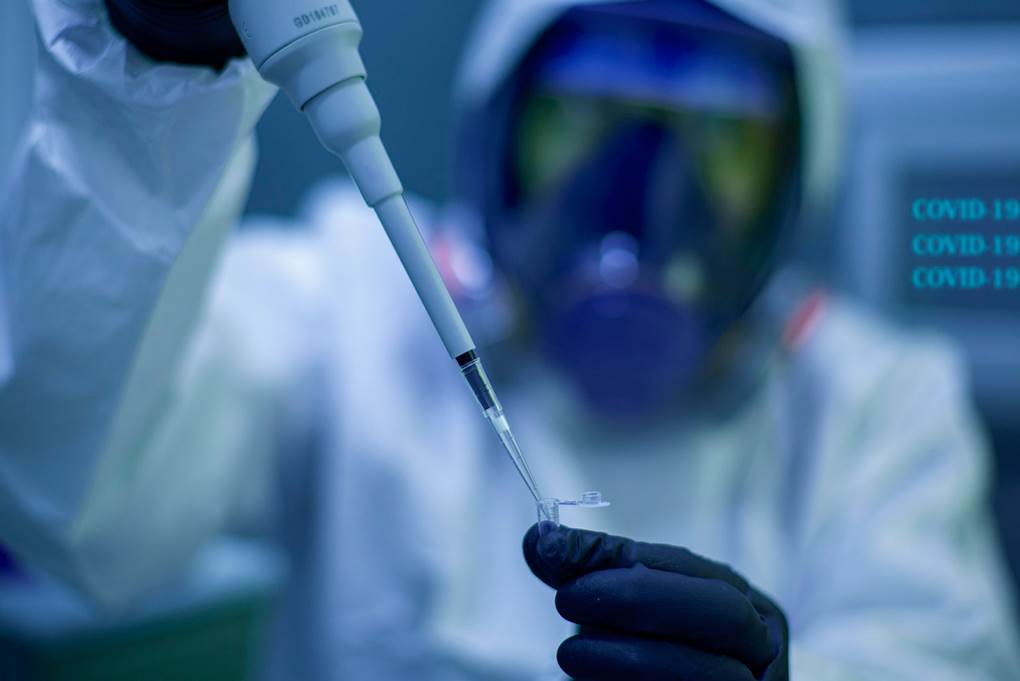 Covid-19: Autorizan en México el uso de la vacuna de AstraZeneca