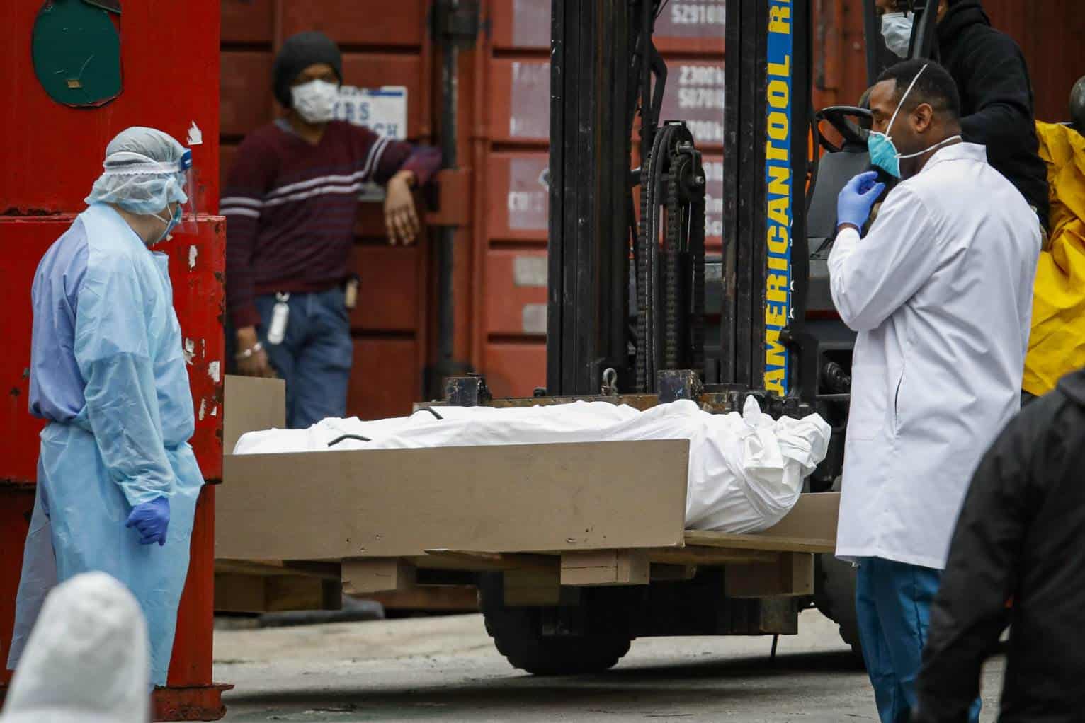Superan los 2 millones los muertos por COVID-19 en el mundo
