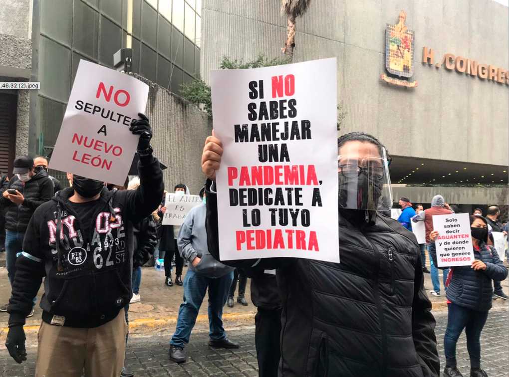 'Queremos trabajar ¡Ya!': Empleados de negocios cerrados