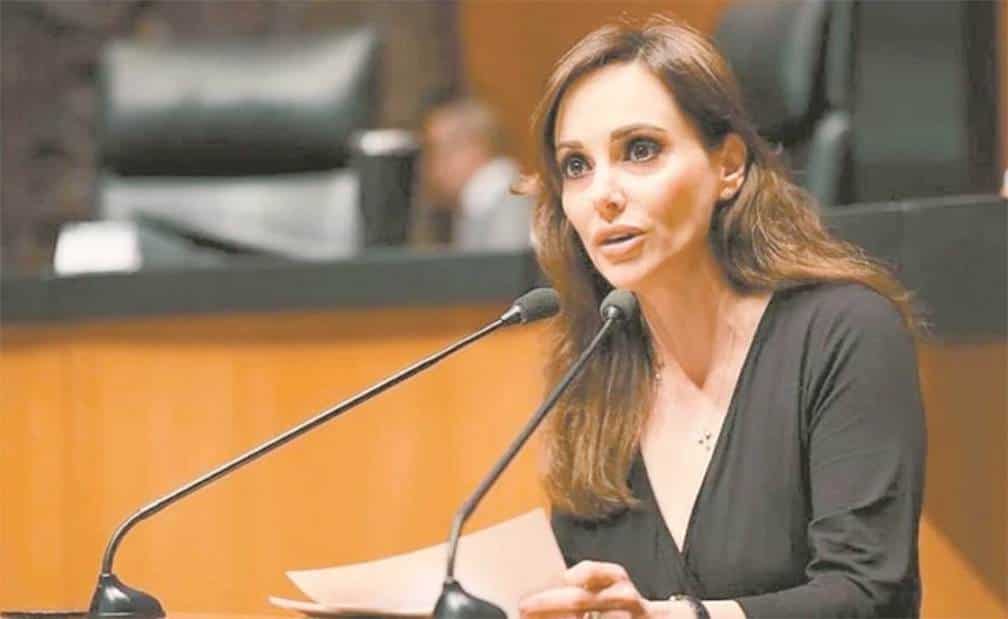 Bautizan #ladypalenque a Lilly Téllez; la acusan de financiar campaña con peleas de gallos