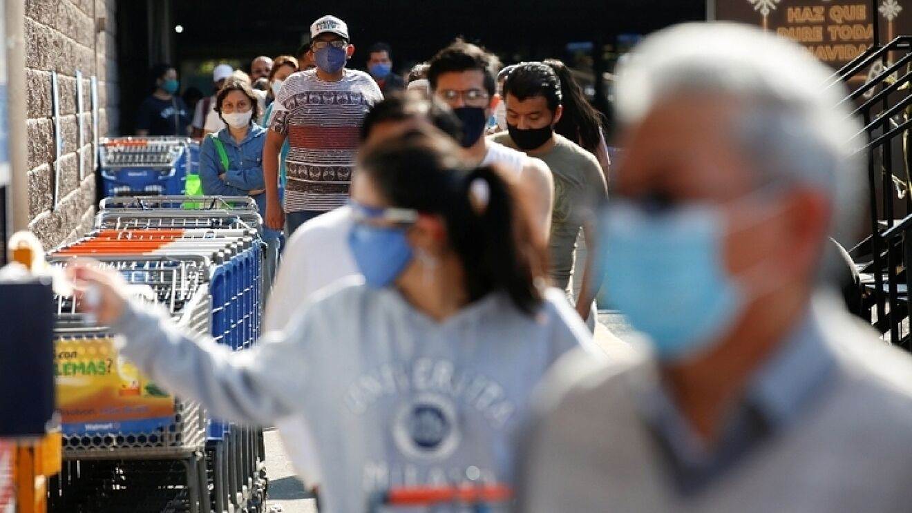 Quitan veto de negocios a adultos mayores y niños