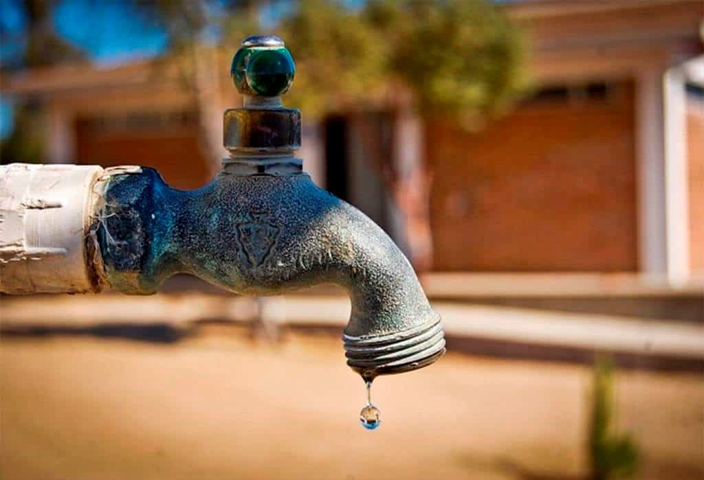Nuevo León sin agua y sin plan para solucionar crisis; Agua y Drenaje sólo contempla ¡cortar el servicio!