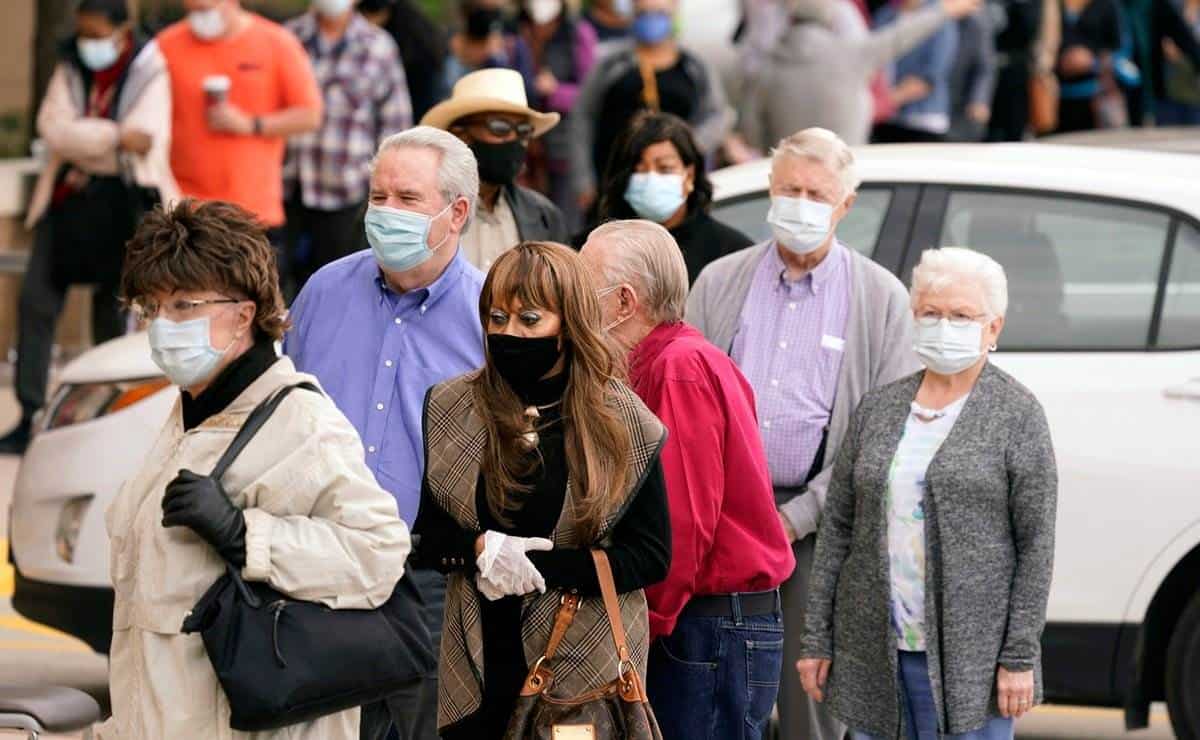EUA se quitará la mascarilla: Expertos afirman que es tiempo de eliminar uso obligatorio de cubrebocas