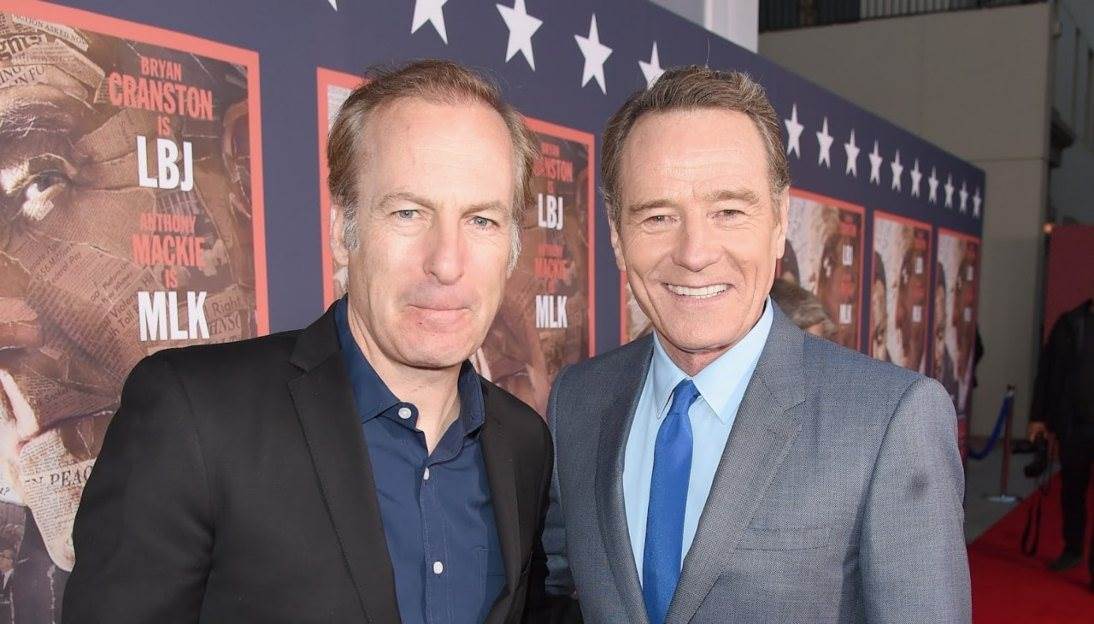 Bryan Cranston pide orar por Bob Odenkirk