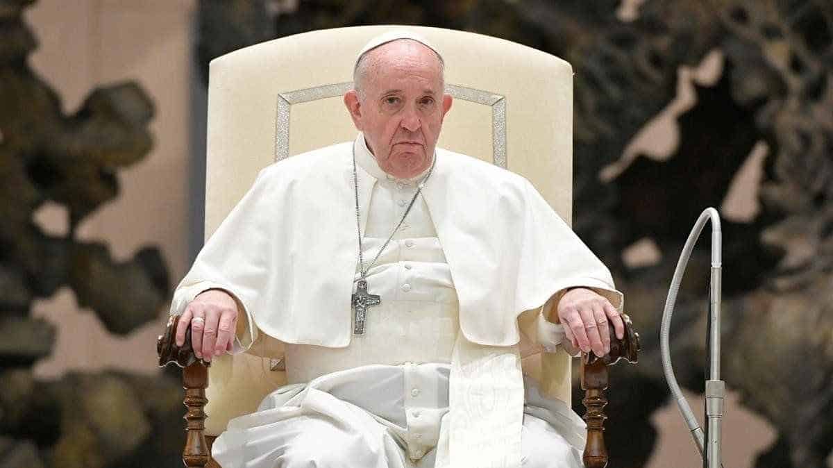 Envían al papa Francisco carta con tres balas; policía la intercepta