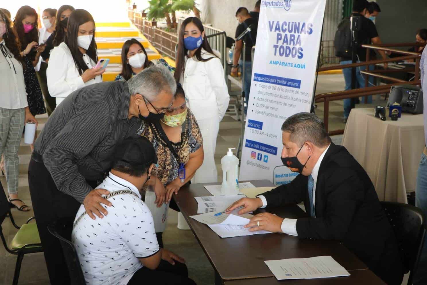 Buscará PAN vacunación contra Covid para menores a través de amparos