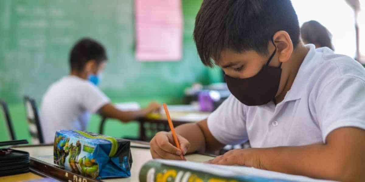 Reportan dos contagios por Covid-19 en colegios; descartan más casos sospechosos