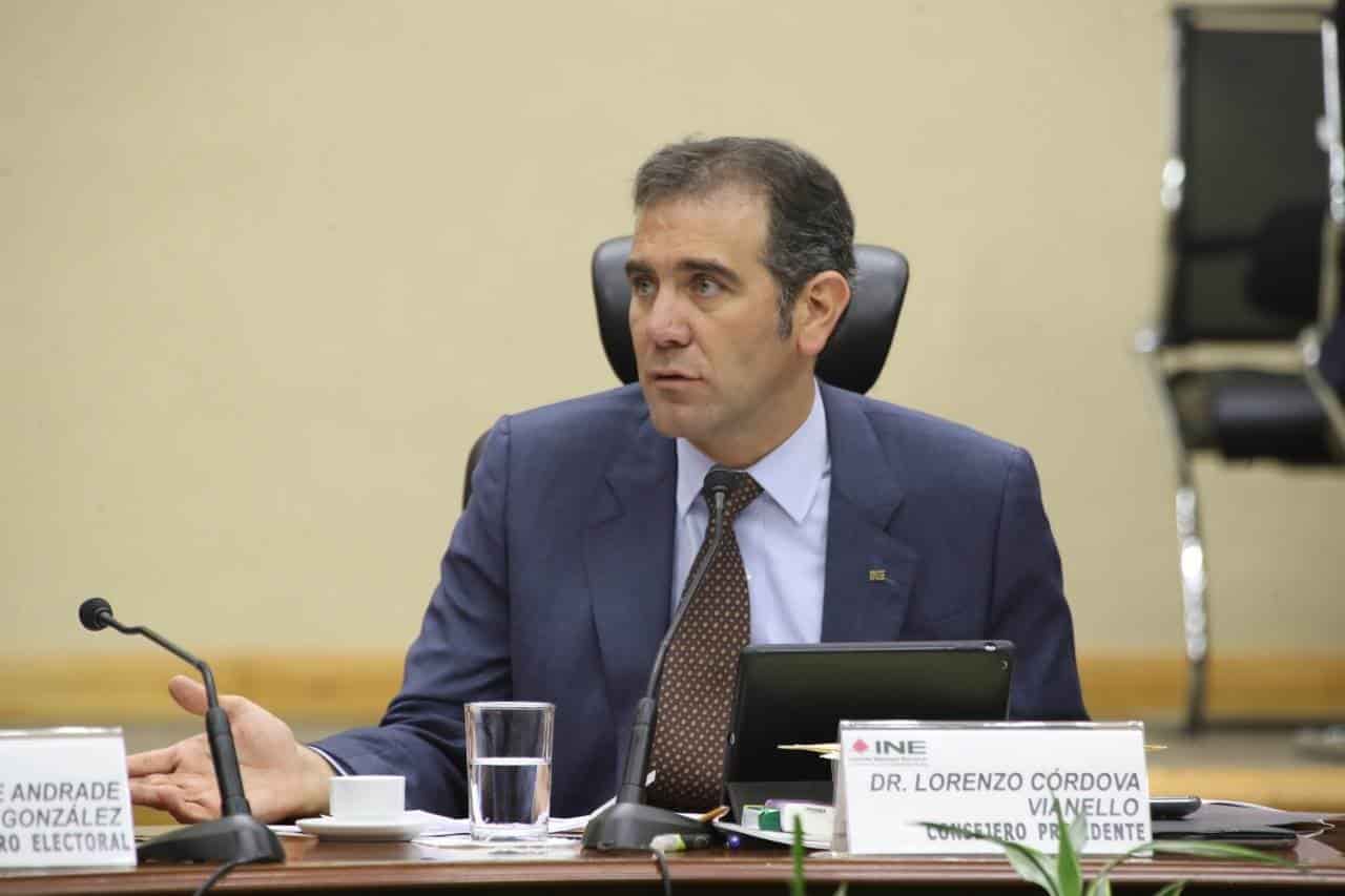 Seguirá en pie convocatoria para revocación de mandato